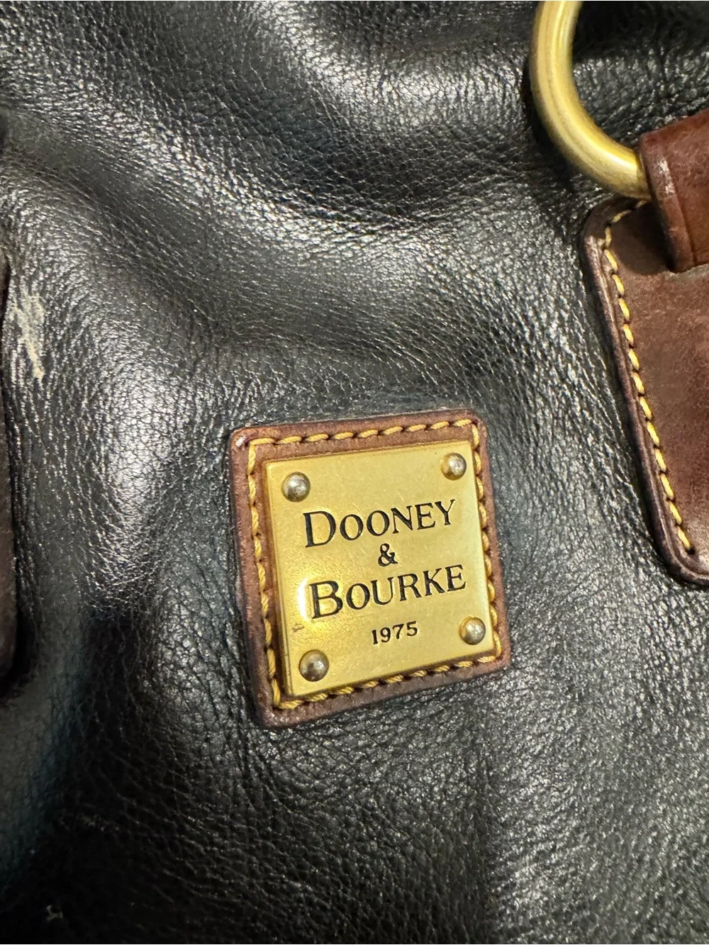 Dooney and Bourke leather satchel bag with crossbody black and brown florentine